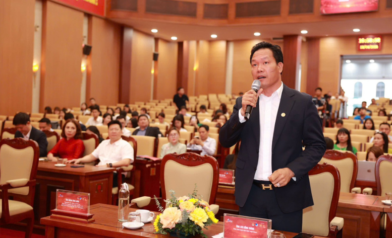 Ông Lưu Công Thành - Phó chủ tịch hội doanh nhân trẻ Việt Nam phát biểu